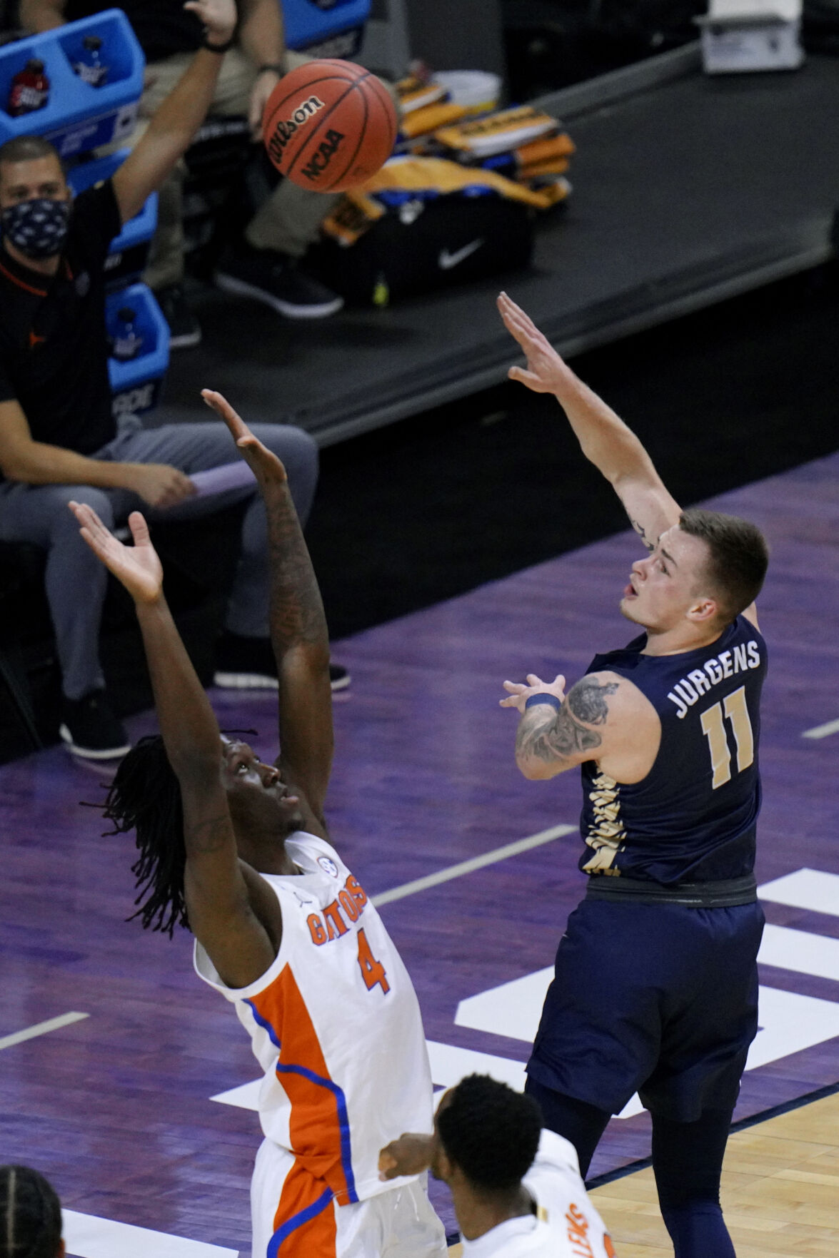 NCAA Oral Roberts Florida Basketball